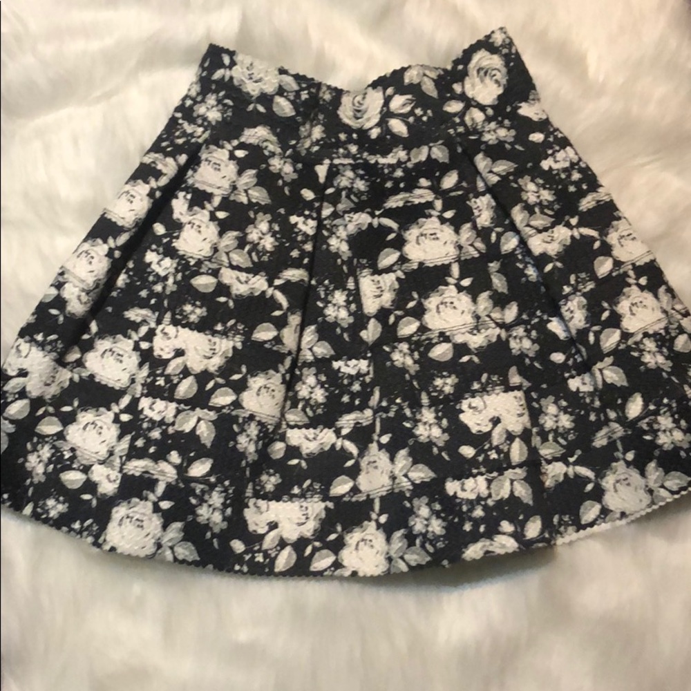Black and white Cute skirt